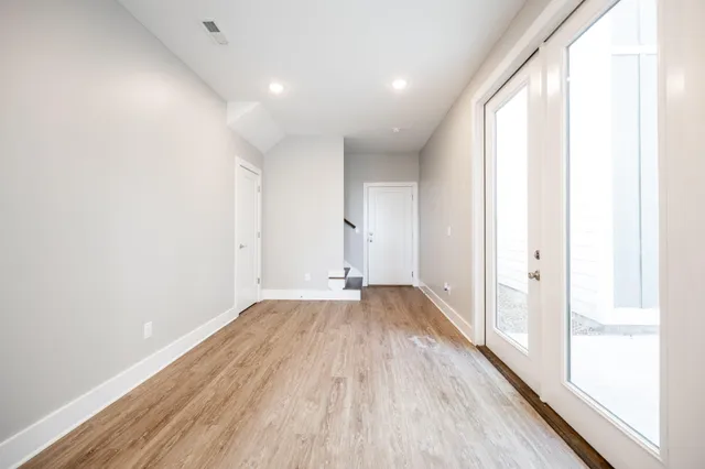 $2,095 | 2360 East 18th Street, Chattanooga, TN 37404