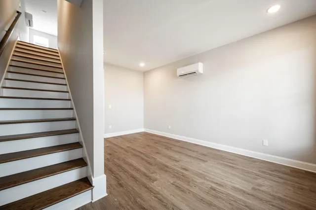 $2,095 | 2360 East 18th Street, Chattanooga, TN 37404