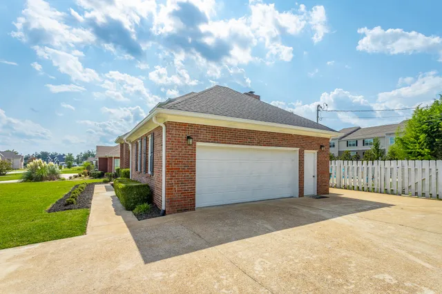 $610,500 | 2225 Peterson Drive, Chattanooga, TN 37421