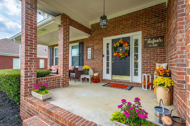 $610,500 | 2225 Peterson Drive, Chattanooga, TN 37421