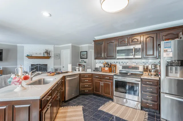 $610,500 | 2225 Peterson Drive, Chattanooga, TN 37421