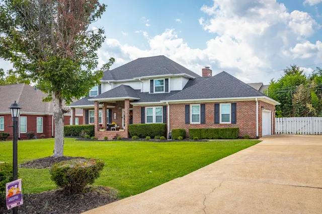 $610,500 | 2225 Peterson Drive, Chattanooga, TN 37421