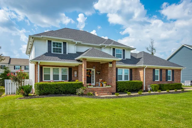 $610,500 | 2225 Peterson Drive, Chattanooga, TN 37421