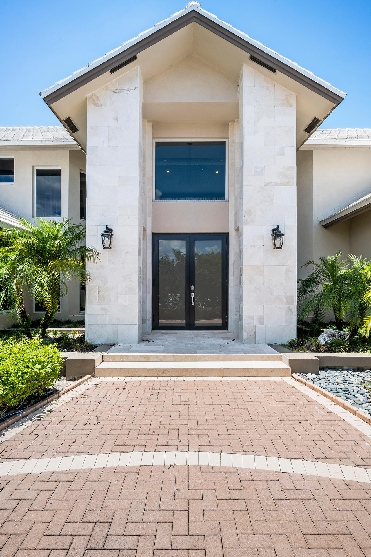 17199 Shaddock Lane Boca Raton, FL 33487 - Photo 3 of 42 DSC_9026
