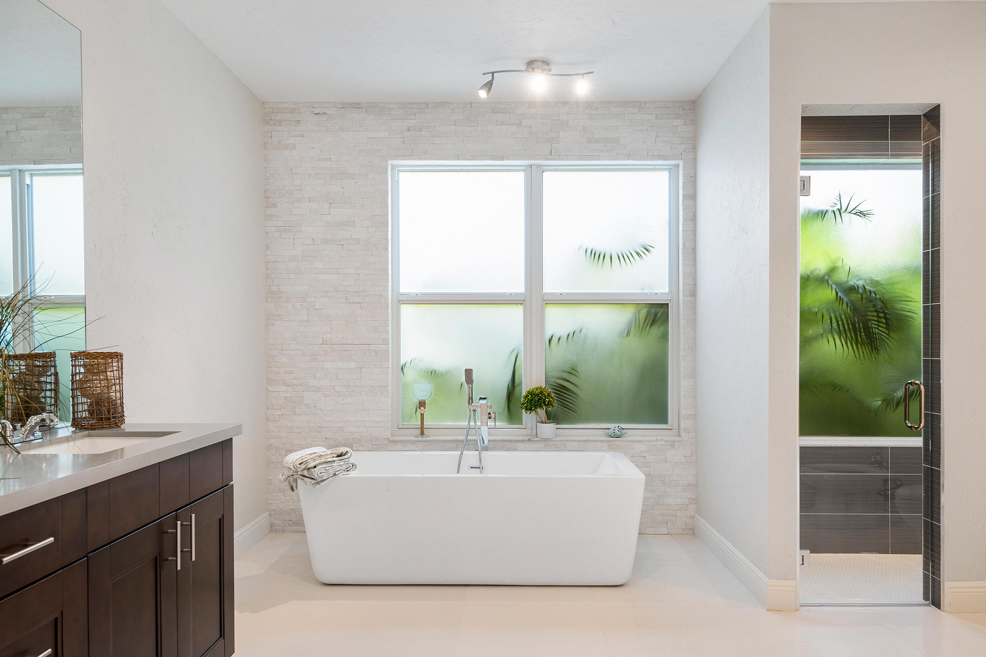 17199 Shaddock Lane Boca Raton, FL 33487 - Photo 24 of 42 DSC_9179