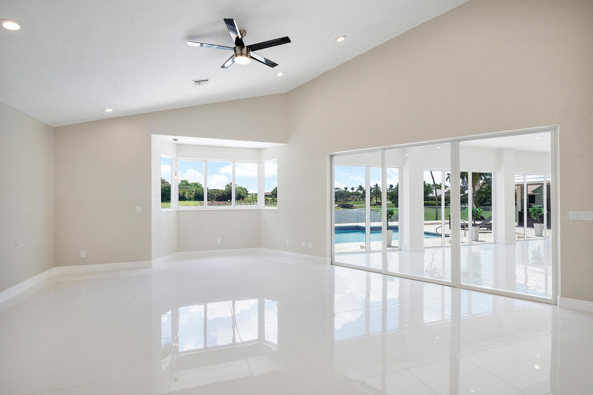 17199 Shaddock Lane Boca Raton, FL 33487 - Photo 10 of 42 DSC_9152