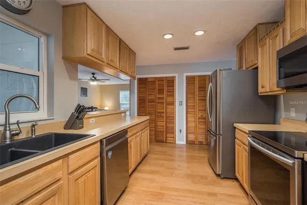 $419,000 | 18619 Yocam Avenue, Lutz, FL 33549
