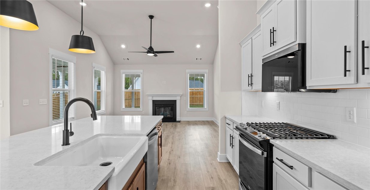 611 Wh Kay Lane Anderson, SC 29621 - Photo 11 of 47