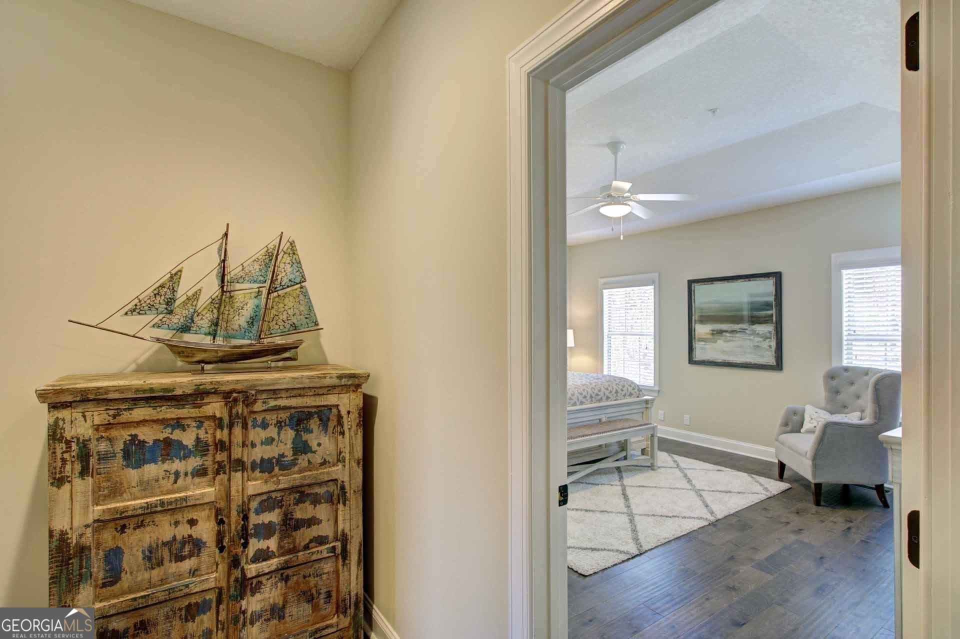 205 Mariners Circle St. Simons, GA 31522 - Photo 22 of 51 a view of a livingroom with furniture and a window