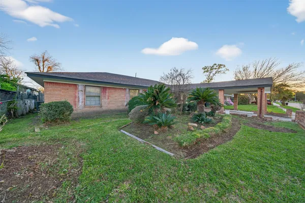 $247,900 | 4119 Ebbtide Drive, Houston, TX 77045