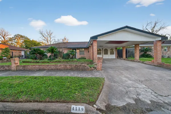 $247,900 | 4119 Ebbtide Drive, Houston, TX 77045