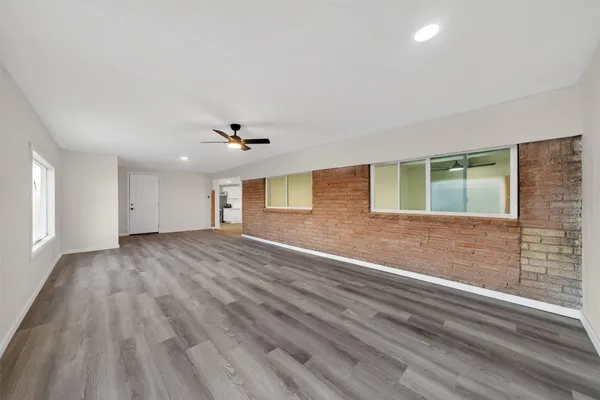 $247,900 | 4119 Ebbtide Drive, Houston, TX 77045