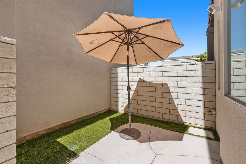 27367 Thunder Ridge Valencia, CA 91381 - Photo 33 of 56