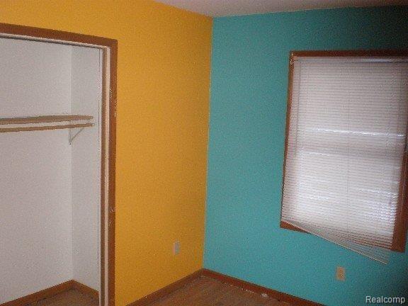 6828 Fargo Road Avoca, MI 48006 - Photo 11 of 12 P1210117-mfscnv-mfsopt
