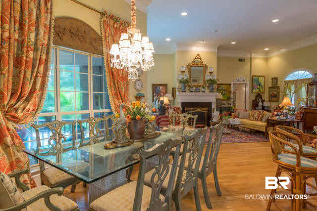 507 Myrtle Street Fairhope, AL 36532 - Photo 9 of 31 Dining Area