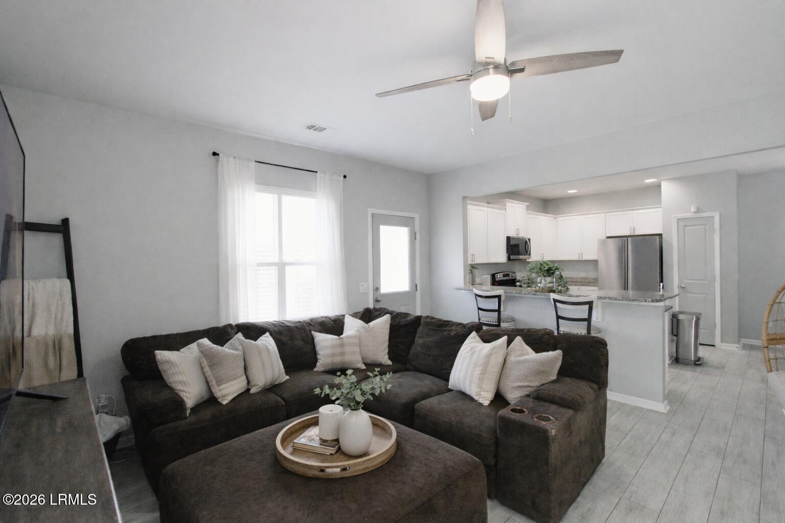 4 Wando Place Beaufort, SC 29906 - Photo 6 of 24 E506DDD7-CD92-4669-9A6D-282D9D521D0A