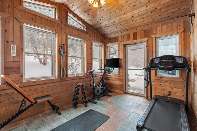 $330,000 | 27995 Benben Lane, Richland Center, WI 53581