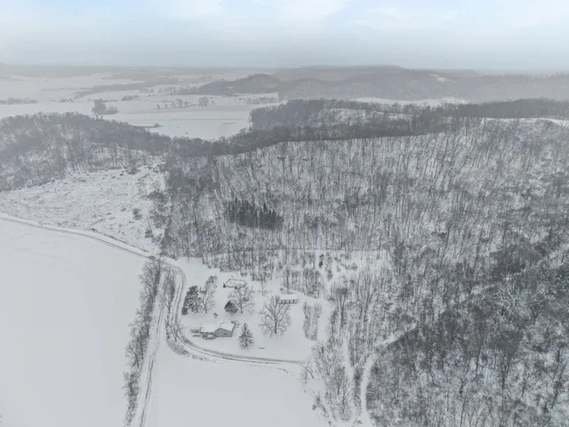 $330,000 | 27995 Benben Lane, Richland Center, WI 53581