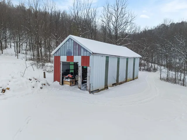 $330,000 | 27995 Benben Lane, Richland Center, WI 53581