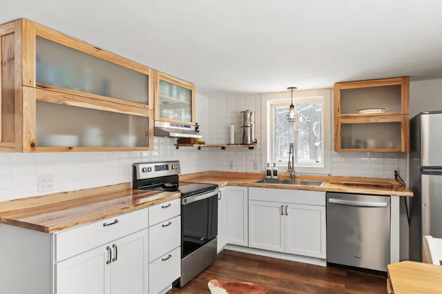 $330,000 | 27995 Benben Lane, Richland Center, WI 53581