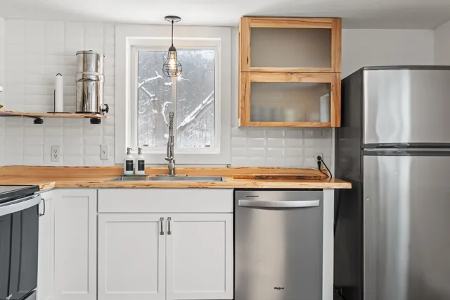 $330,000 | 27995 Benben Lane, Richland Center, WI 53581