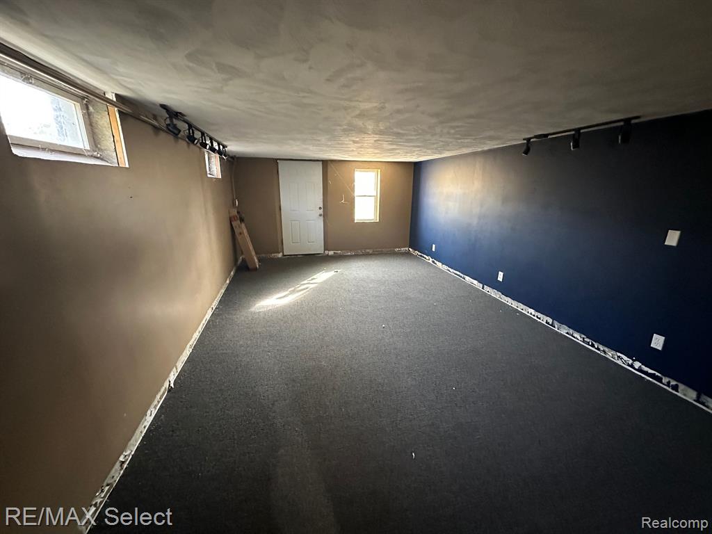 6396 Gale Road Atlas, MI 48411 - Photo 12 of 91