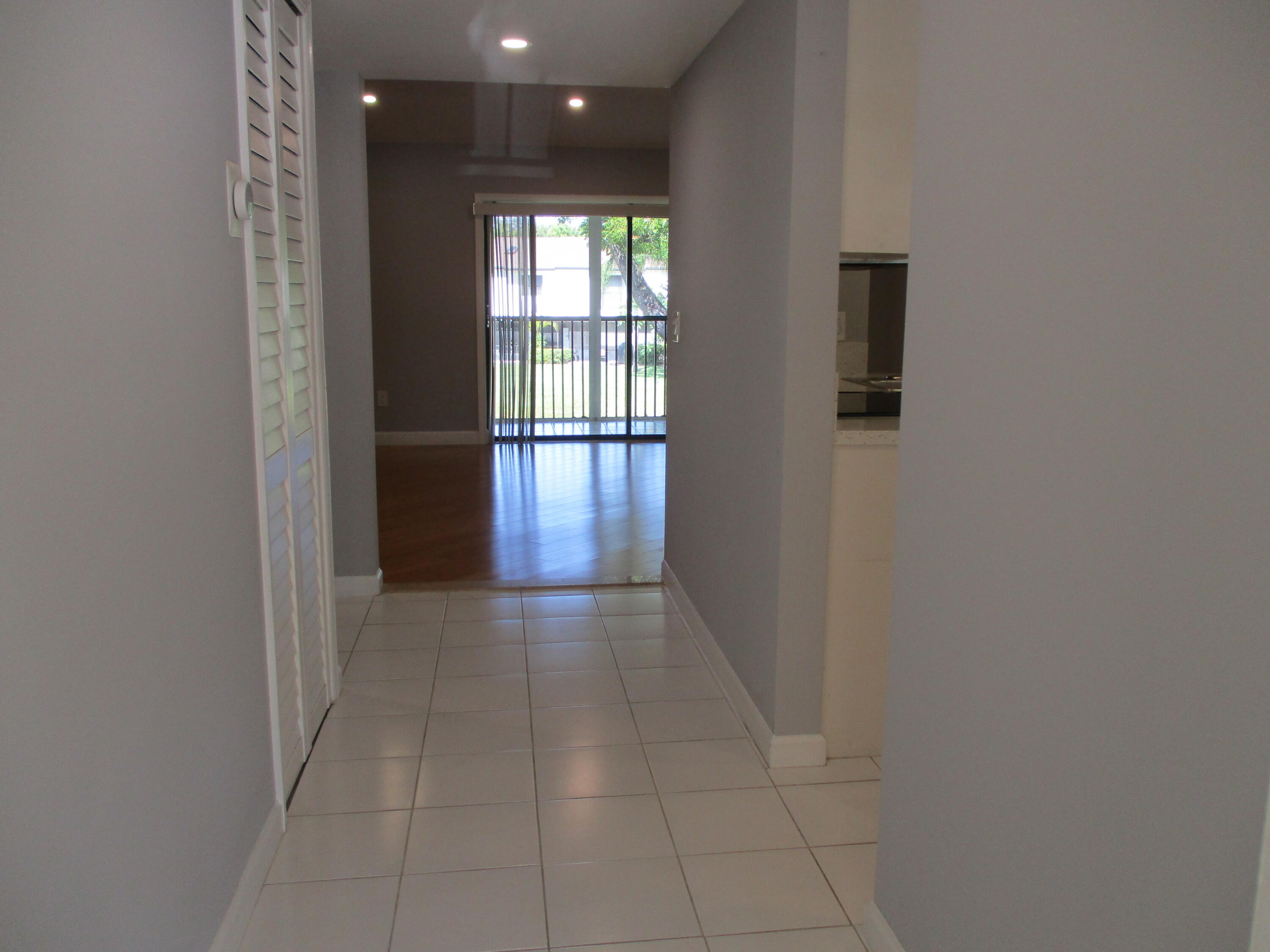 23398 Southwest 57th Avenue, Unit 306 Boca Raton, FL 33428 - Photo 5 of 31 IMG_3811