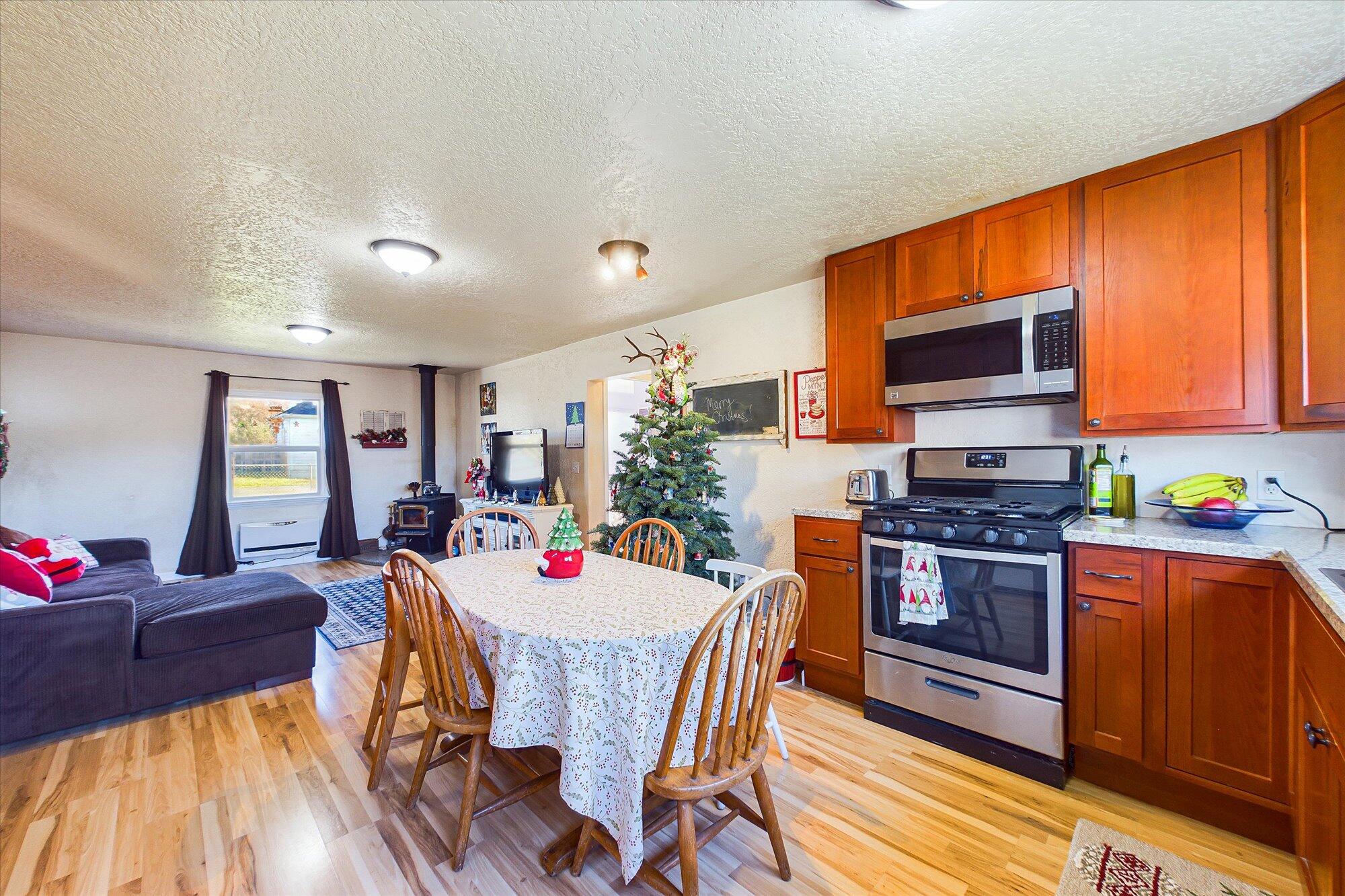 1560 Marsh Road Eureka, CA 95501 - Photo 14 of 38