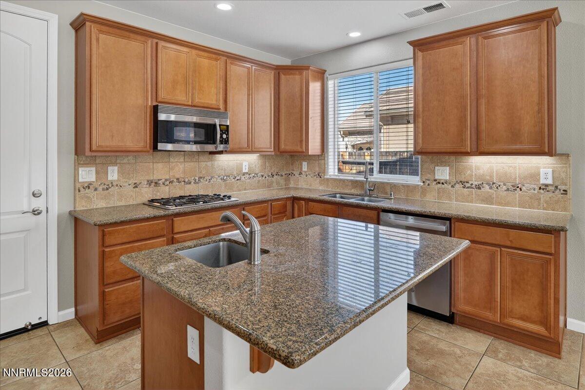 10108 Gold Mine Drive Reno, NV 89521 - Photo 5 of 32 19-DSC_6741