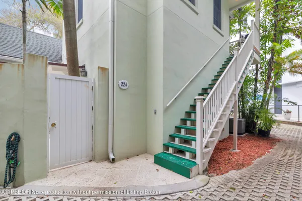 a view of an entryway with staircase