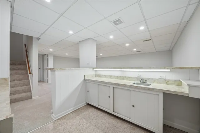 $1,099,000 | 23 Deer Path Trail, Burr Ridge, IL 60527