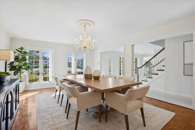 $1,099,000 | 23 Deer Path Trail, Burr Ridge, IL 60527