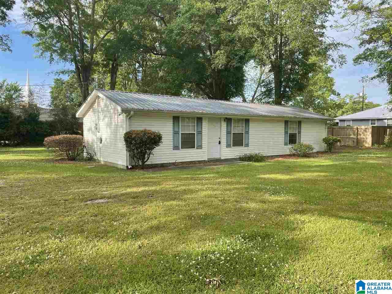 2011 Marsha Avenue Clanton, AL 35045 - Photo 1 of 8