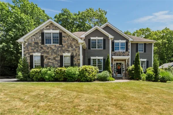 $1,450,000 | 470 Sylvan Court, North Kingstown, RI 02874