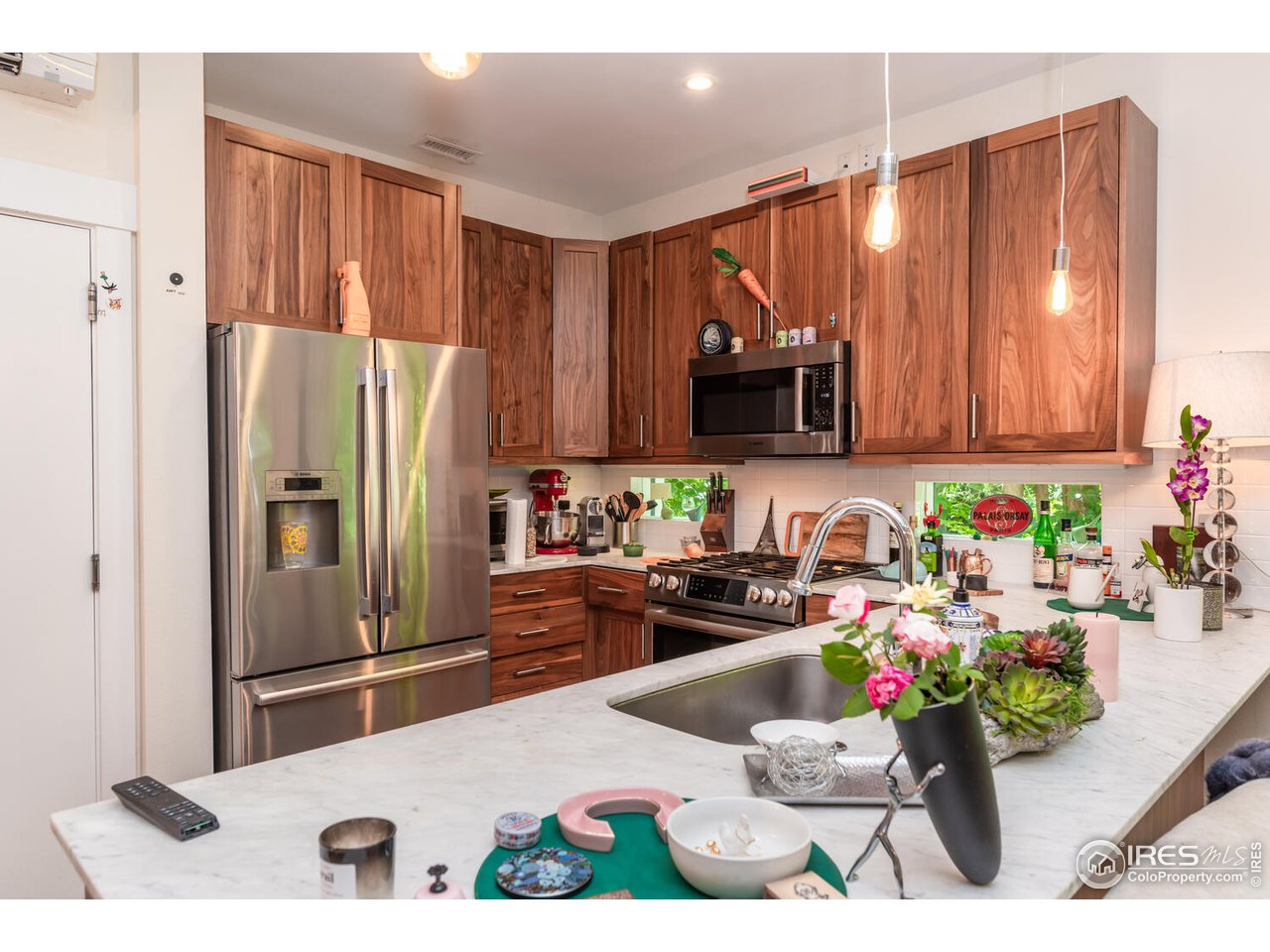 2058 Walnut Street, Unit B Boulder, CO 80302 - Photo 7 of 39
