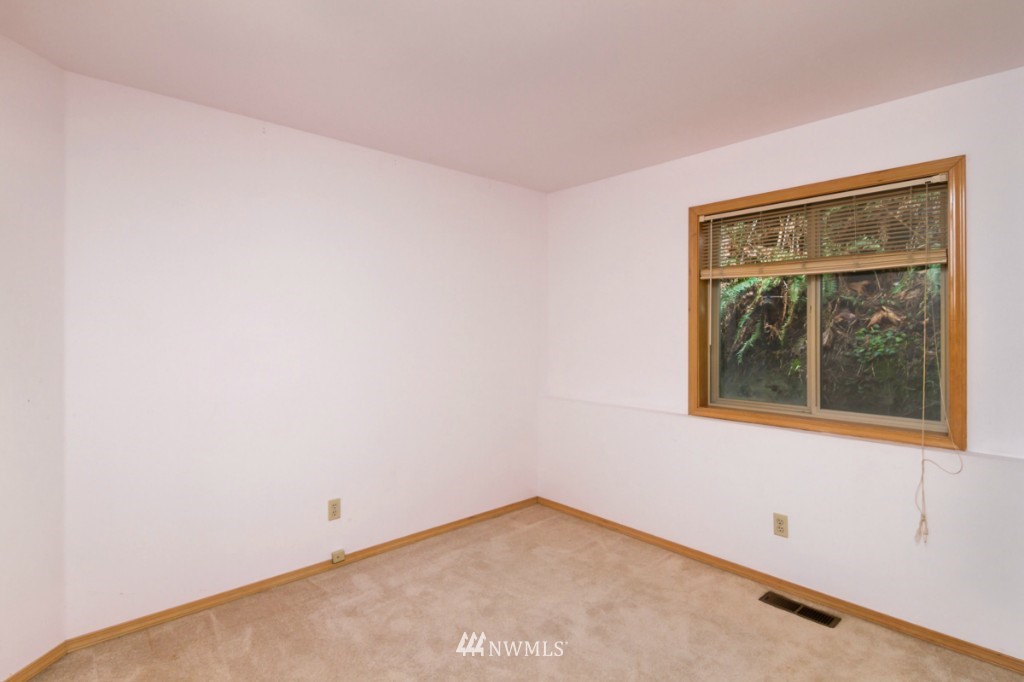 16 Inlet Circle Bellingham, WA 98229 - Photo 11 of 23 Gallery Image 11