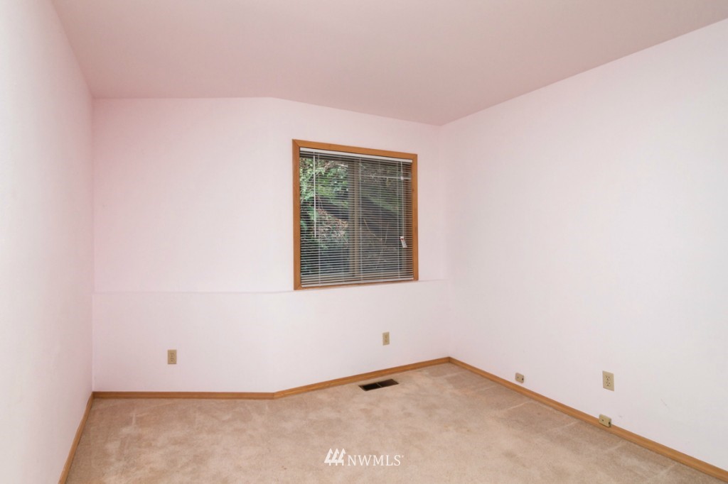 16 Inlet Circle Bellingham, WA 98229 - Photo 13 of 23 Gallery Image 13