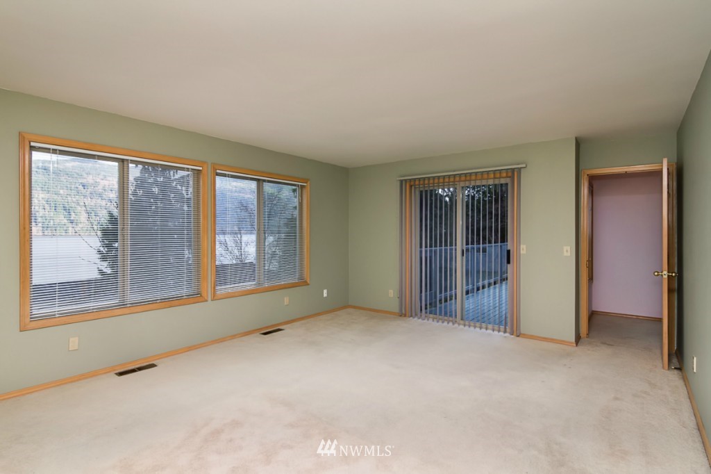 16 Inlet Circle Bellingham, WA 98229 - Photo 8 of 23 Gallery Image 8