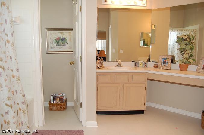 9657 Pritmore Road Jacksonville, FL 32257 - Photo 8 of 12 Master Bath