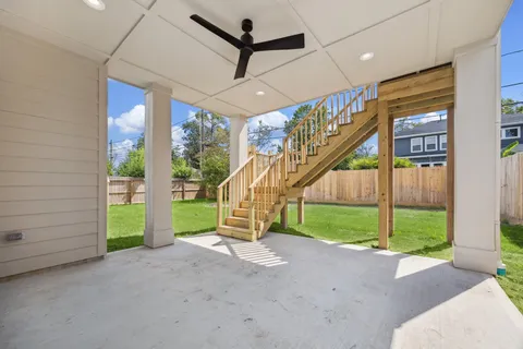 $1,370,000 | 2211 Saxon Drive, Houston, TX 77018