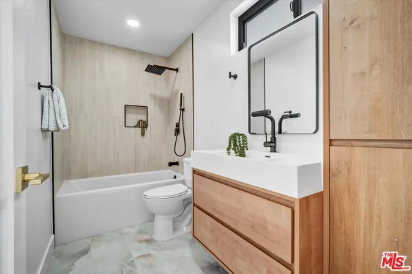 $1,298,000 | 24224 Spicewood Lane, Harbor City, CA 90710