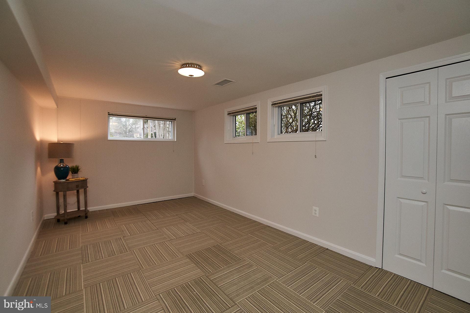 6901 Barnack Drive Springfield, VA 22152 - Photo 22 of 30 Wonderful fourth bedroom on lower level