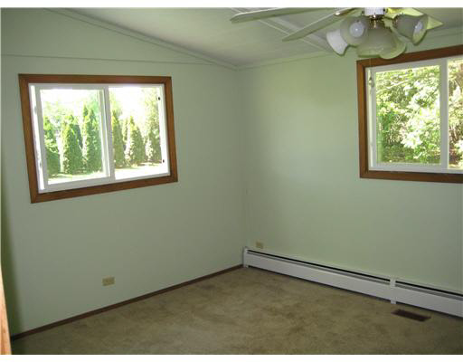 429 North Thorn Road Walkerton, IN 46574 - Photo 5 of 9