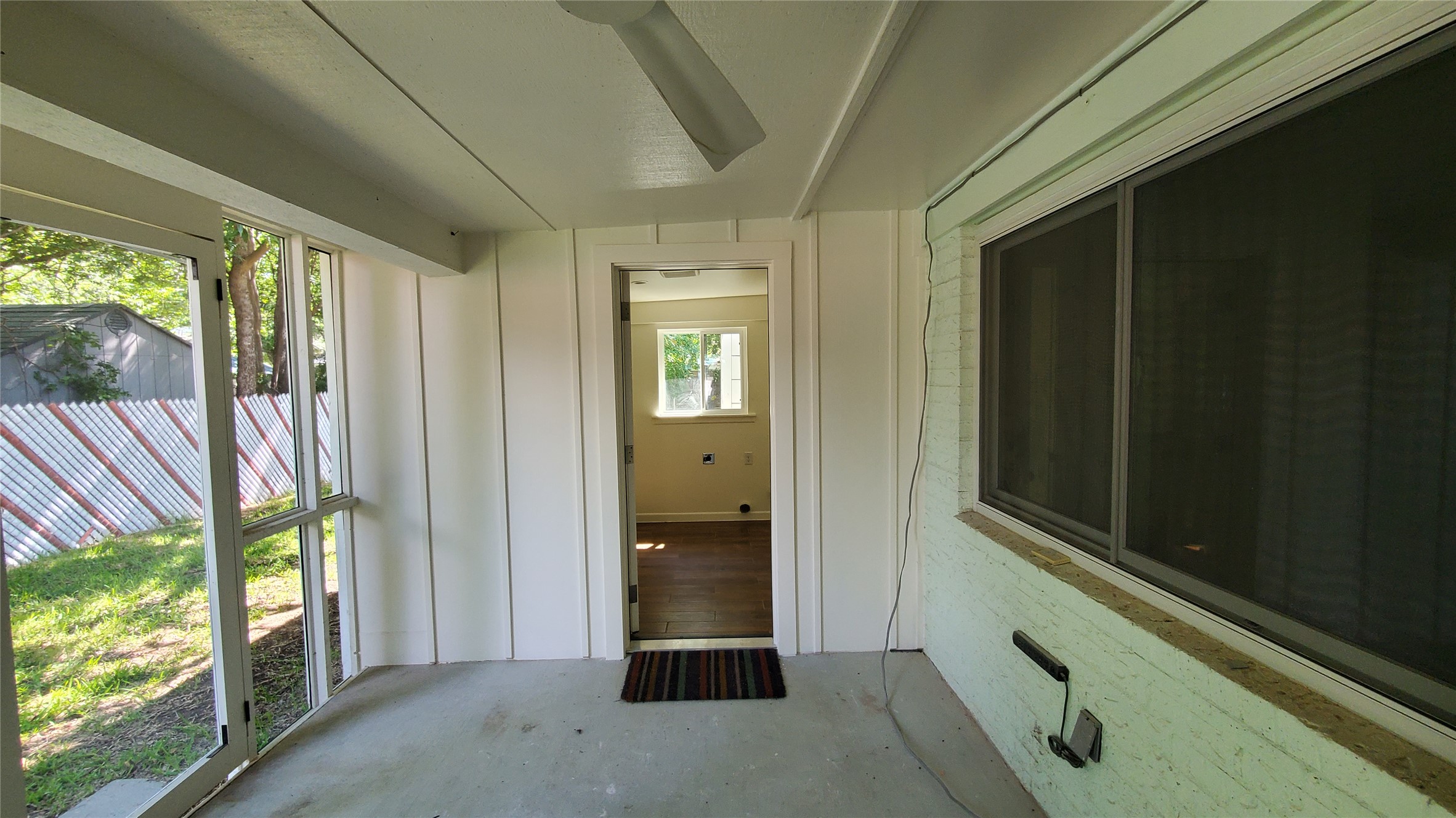 1601 East 19th Street Georgetown, TX 78626 - Photo 26 of 33 Spacious screened in sunroom with ceiling fan