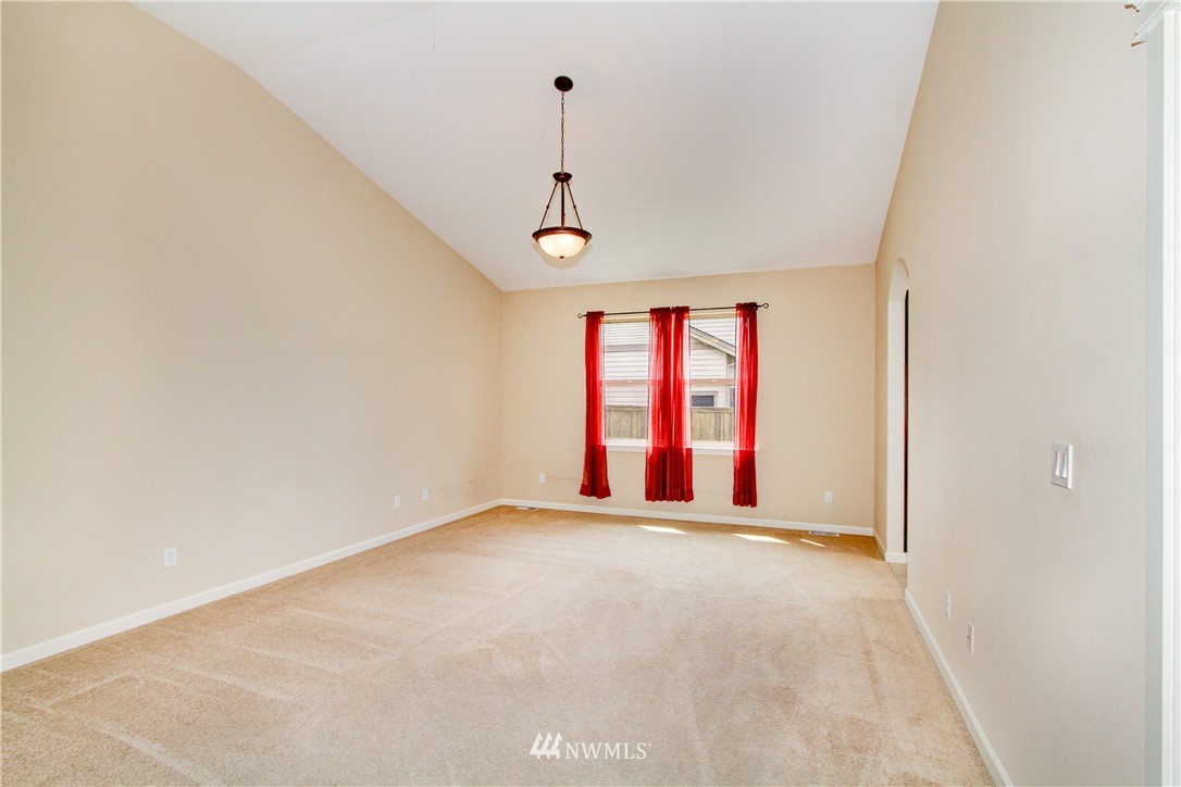 19114 Grannis Road Bothell, WA 98012 - Photo 14 of 25