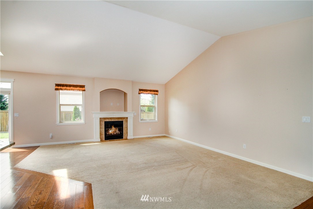 19114 Grannis Road Bothell, WA 98012 - Photo 7 of 25