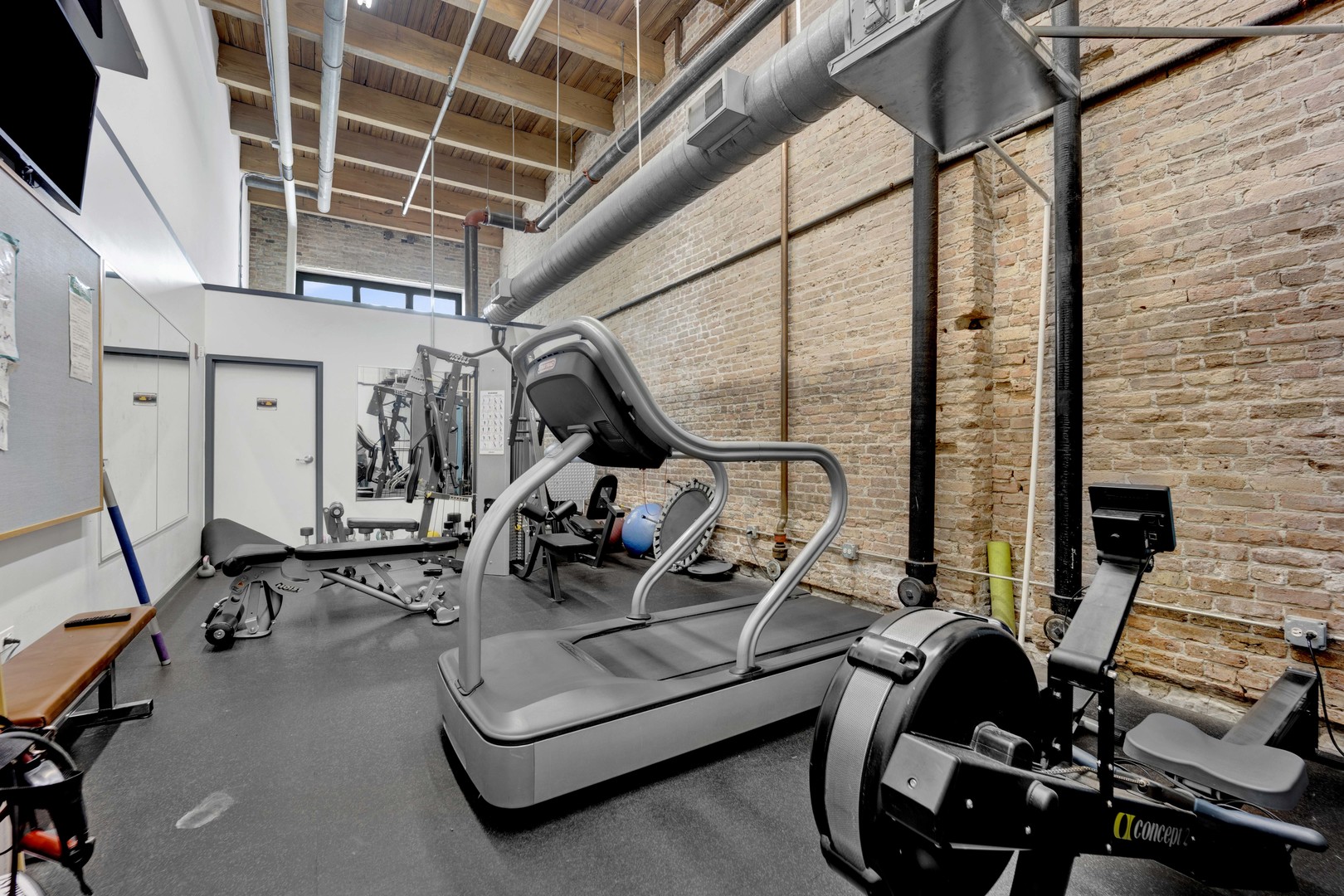 1632 South Indiana Avenue, Unit 409 Chicago, IL 60616 - Photo 18 of 21 a view of a room with gym equipment