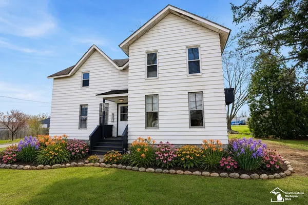 $329,000 | 119 Redman Road, Milan, MI 48160