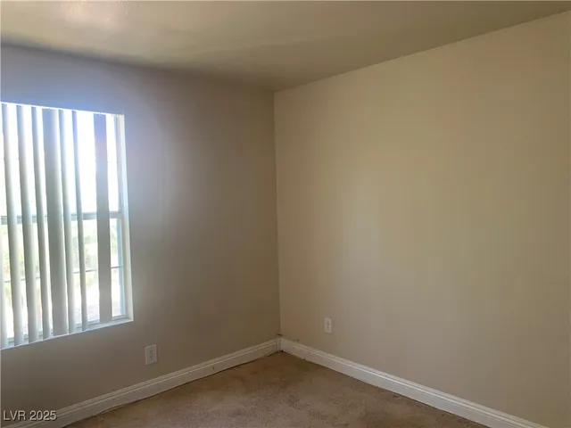 $1,500 | 2801 North Rainbow Boulevard, Unit 214, Las Vegas, NV 89108
