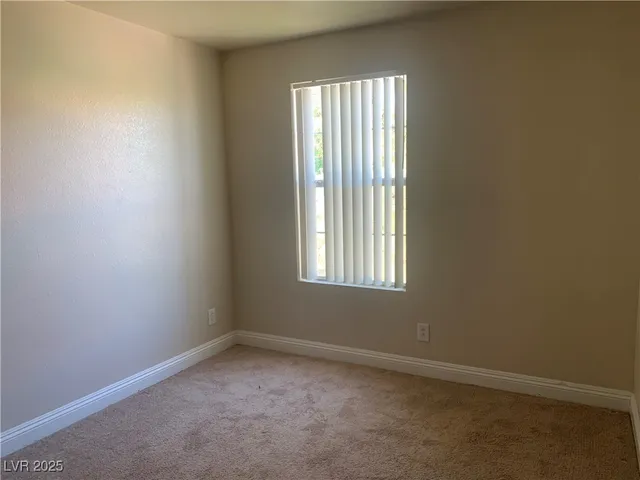 $1,500 | 2801 North Rainbow Boulevard, Unit 214, Las Vegas, NV 89108